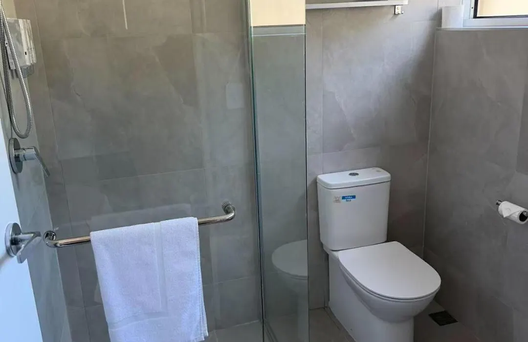 Aspley Motor Inn-1